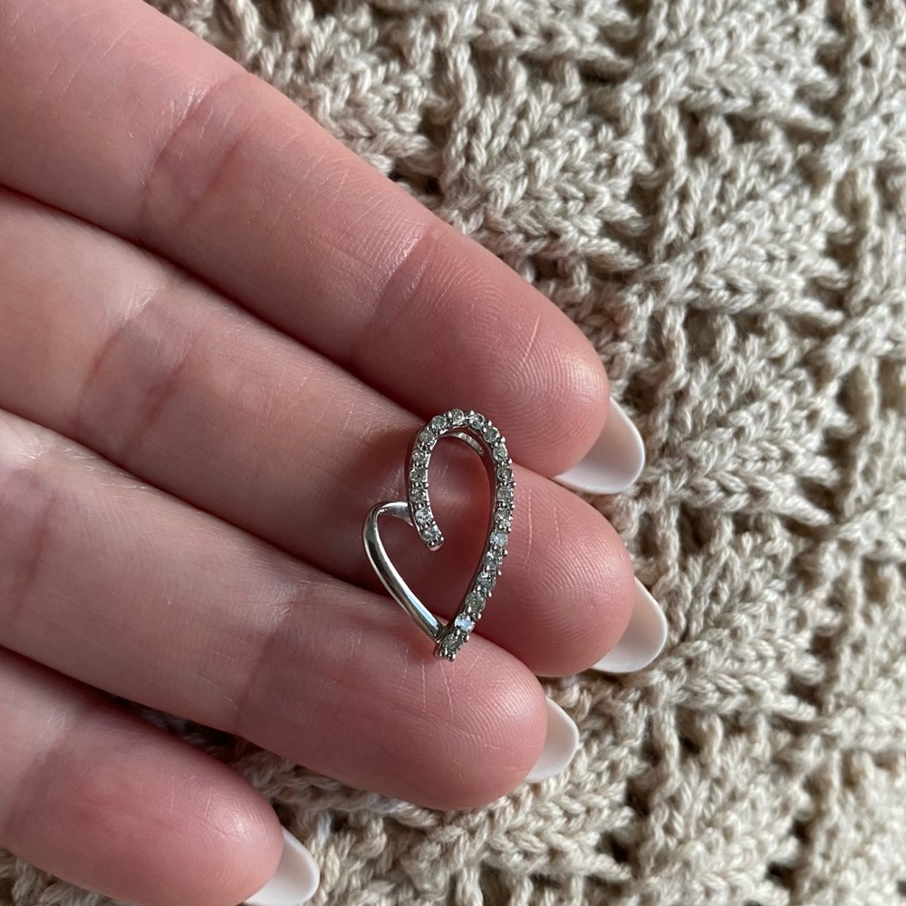 Heart pendant